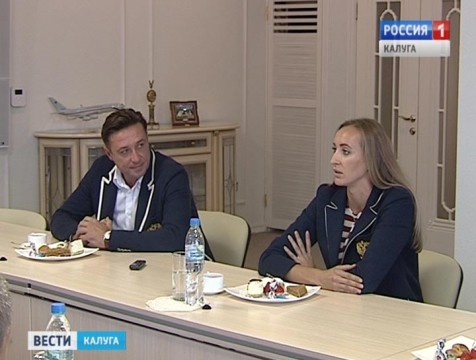 Губернатор вручил медаль участнице Олимпийских игр Екатерине Бирловой