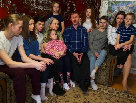 Супруги Кравцовы из Жиздры награждены орденом «Родительская слава»