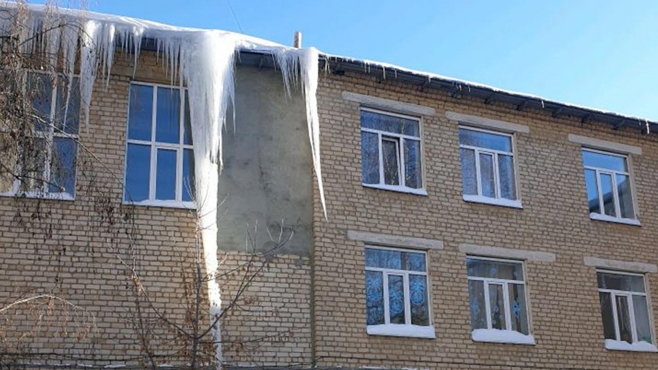 Крыша-сосулька0215.jpg