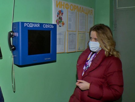 Ольга Коробова ознакомилась с бытовыми условиями женской исправительную колонии