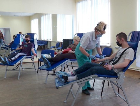Студенты Калуги приняли участие в донорской акции «Поделись жизнью»