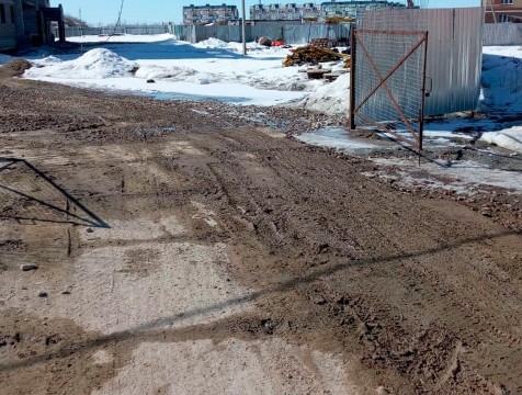 Застройщиков оштрафовали за грязную территорию и спецтехнику