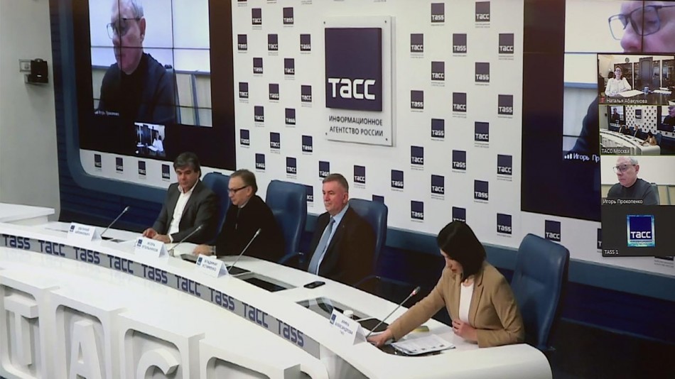 Видеоконференция-космос0407.jpg