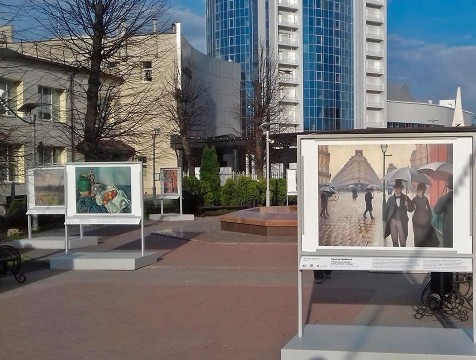 «Шедевры экспрессионизма» стали доступны в сквере областной филармонии