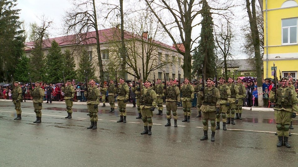 Парад-в-Козельск2-0509.jpg