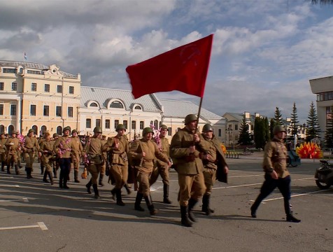 В Калуги реконструировали фрагмент берлинского сражения 1945 года