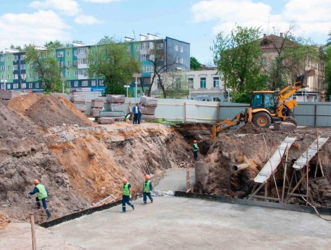 Фонтан в сквере будущего Театра юного зрителя заработает уже в середине августа