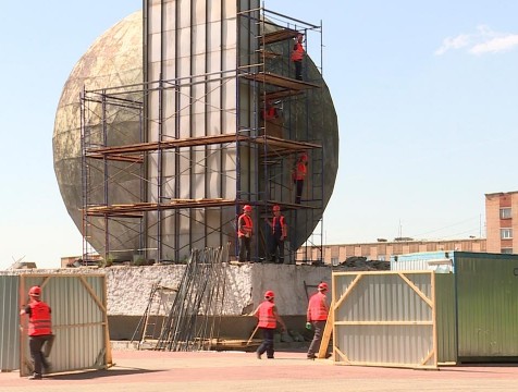 Работы по реконструкции памятника 600-летию Калуги выполнены на 20%