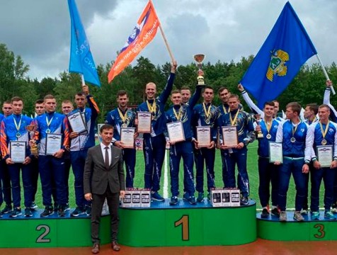 Команда из Санкт-Петербурга увезла кубок Всероссийских соревнований по пожарно-спасательному спорту