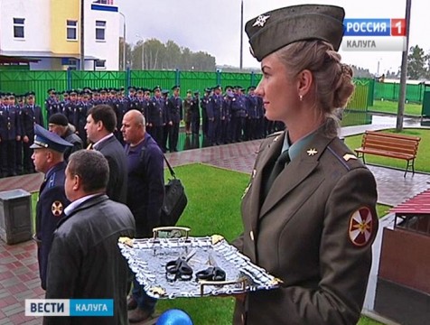 Военнослужащих ермолинского авиаполка полностью обеспечили жильём