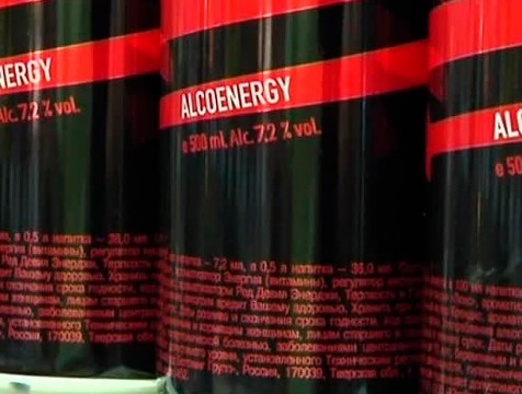 Введен запрет на продажу «энергетиков» подросткам