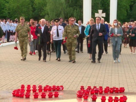 Годовщину начала Великой Отечественной войны отметили митингом на воинском кладбище