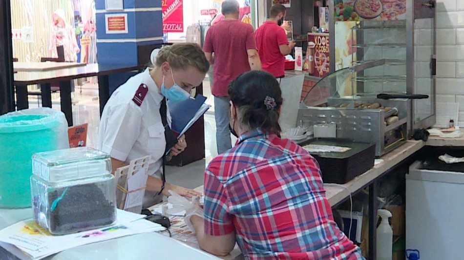Рейд-Роспотребнадзор-маски-0708.jpg
