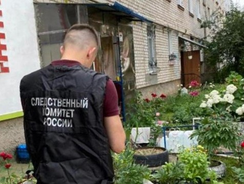 Полуторогодовалая девочка в городе Ермолино выпала из окна на 5 этаже
