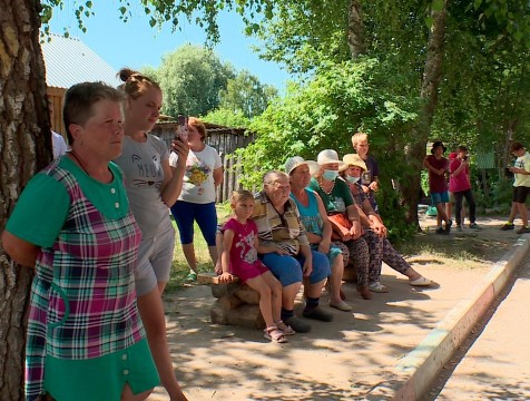 В 30-ти градусную жару жители Перемышля остались без воды