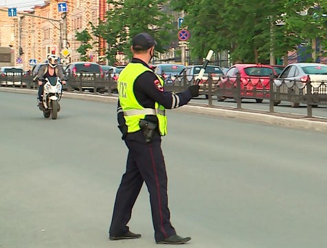 Шапша поручил разобраться с ночными гонщиками в Калуге