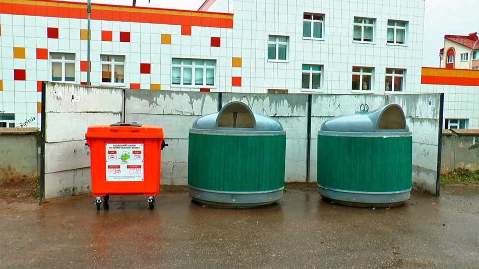 Контейнеры-раздельный-сбор-мусора-0728.jpg