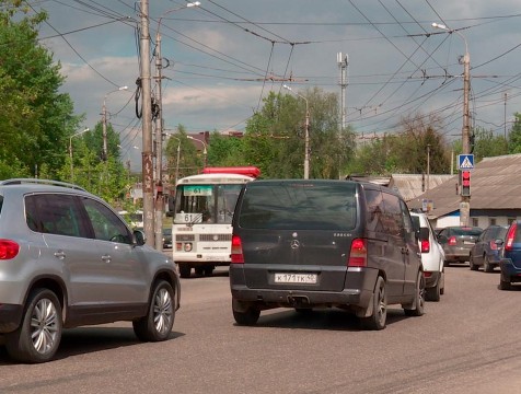 Загрязнение воздуха фиксируют датчики в Дзержинском и Боровском районах