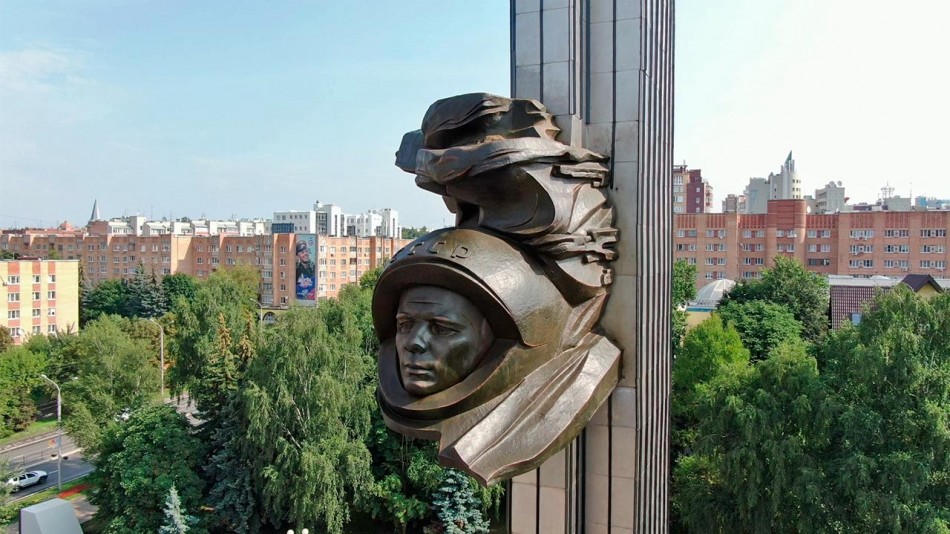 Памятник-600-летию-Калуги0804.jpg