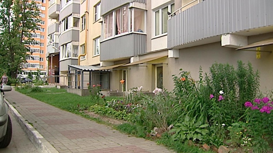 двор-новый-дом0729.jpg