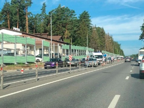 Шесть машин столкнулись на въезде в Калугу
