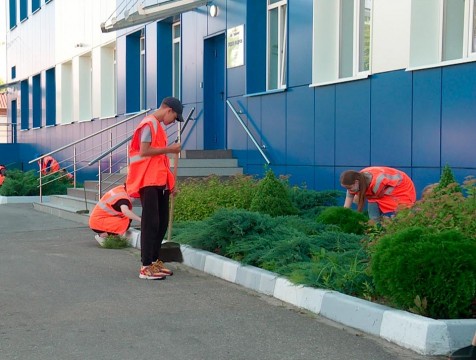 Около 600 калужских школьников поработали летом