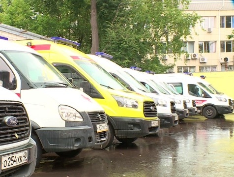 22 автомобиля для поликлиник региона закупят до конца 2021 года