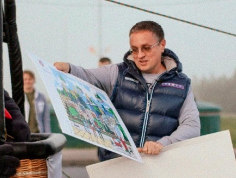 Воздушный шар с поздравлениями прилетел в Калугу из Обнинска