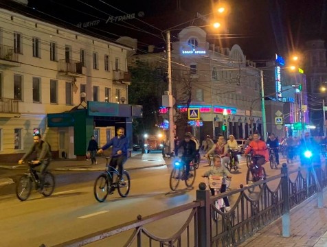 Центр Калуги перекроют для велопробега, карнавала и крестного хода