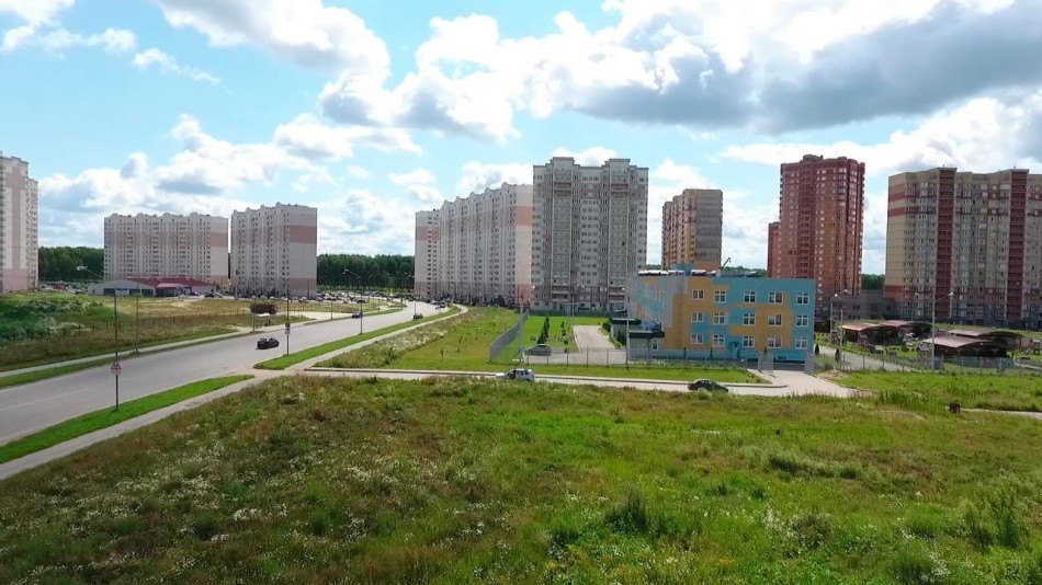 правый-берег-новостройка-сад0724.jpg