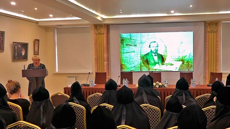 Конференция-в-честь-Достоевского0909.jpg