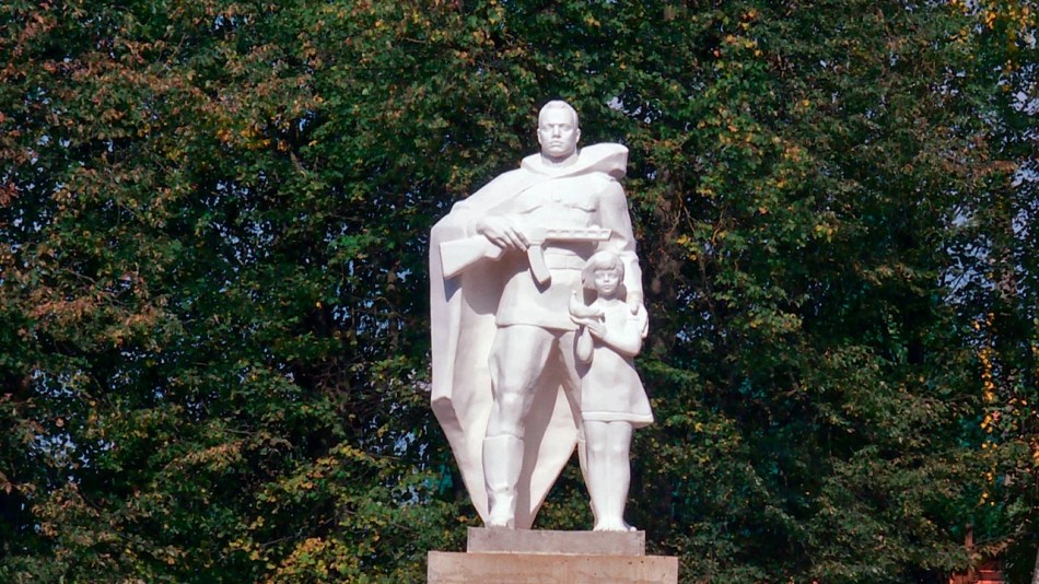 Кондрово-памятник0914.jpg