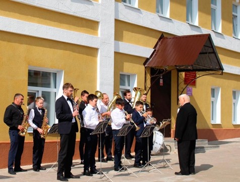 Школа искусств в Мосальске открыла двери после капремонта