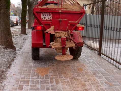 Для обработки калужских улиц зимой увеличат концентрацию соли в песке