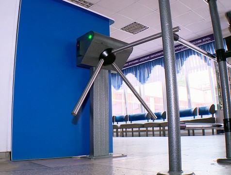 Охрану учебных заведений усилят после событий в Перми