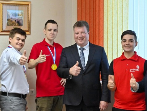 Выпускники Калужских техникумов получили награды за успехи на чемпионате «Вордскиллс»