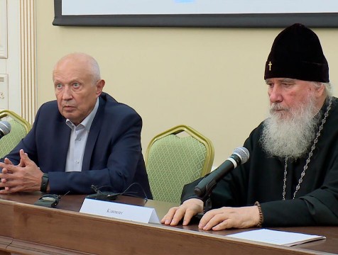 Евангелие Достоевского привезут на Богородично-Рождественские чтения