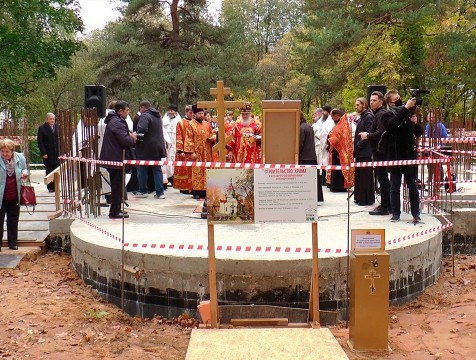 Основание храма Александра Невского освятили в Обнинске