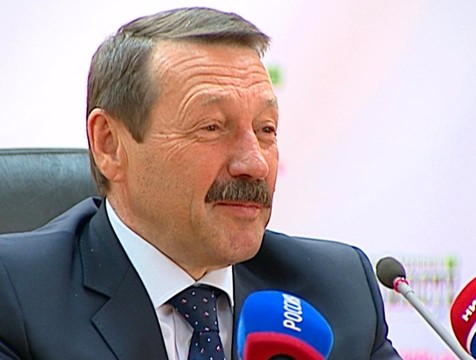 Шапша поздравил Скляра и Коробову с новыми должностями