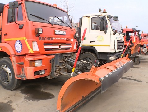 Зимние дороги Калуги будут убирать 32 единицы техники