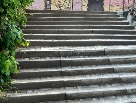 9 городских лестниц было отремонтировано с начала года в Калуге
