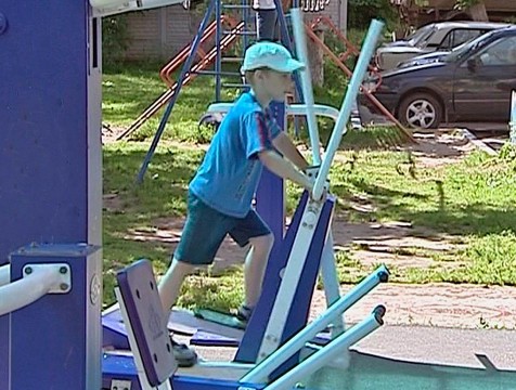 Спортивные площадки во дворах Калуги предложили заменить футбольными полями