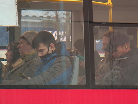 Пассажиры стали чаще нарушать масочный режим