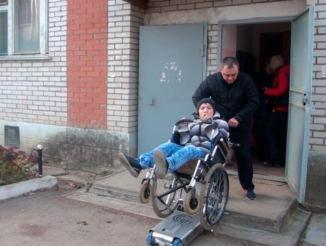 Пожаловаться на недоступность транспортной инфраструктуры для инвалидов можно в Прокуратуру