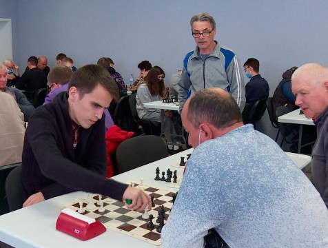 Более 70 спортсменов собрал чемпионат области по шахматам