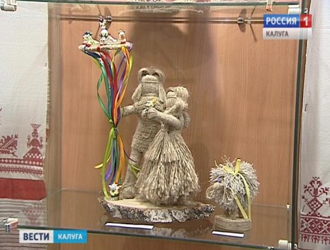 Выставка «Льняные смотрины» открылась в Доме мастеров