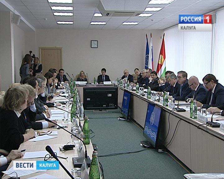 Круглый-стол-Обнинск1021.jpg