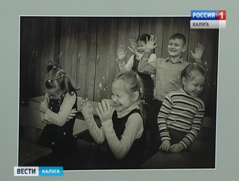 Фотовыставка, посвящённая православной гимназии, открылась в Доме музыки
