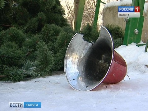 К демонтажу новогоднего убранства приступили в Калуге