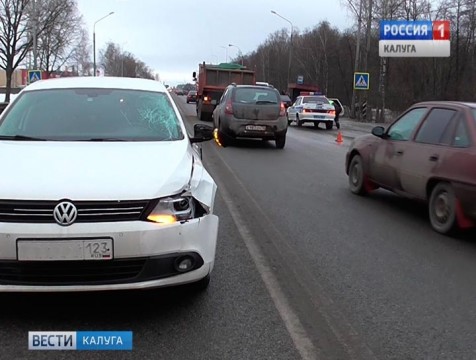 На пешеходном переходе в Обнинске погибла молодая женщина